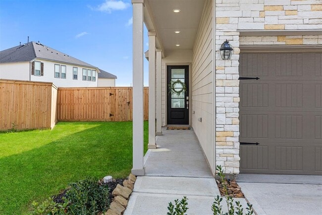 Building Photo - 5658 Amber Brook Ln