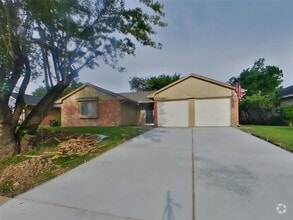 Building Photo - 1391 Tenderden Dr