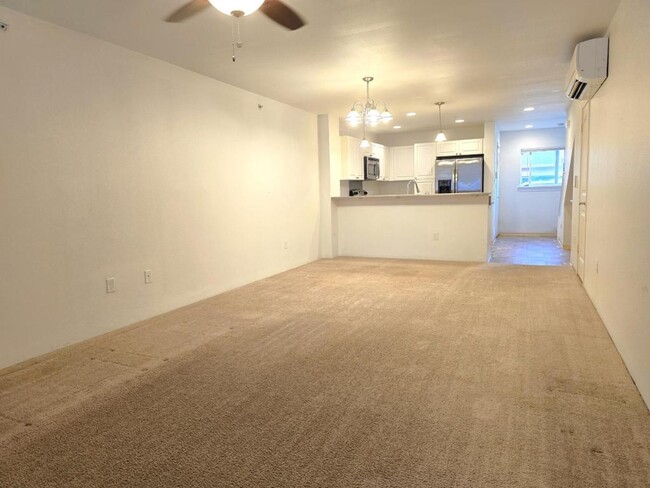 Building Photo - 1020 Kakala St