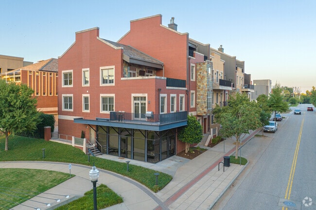 Offices and townhomes add variety to Deep Deuce living.