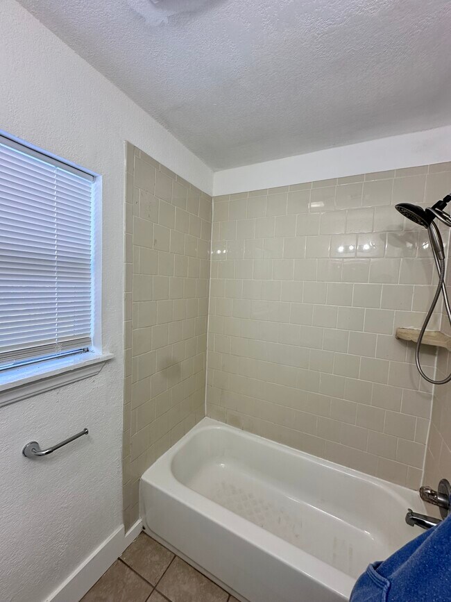 Foto del edificio - 3029 NW 26th St