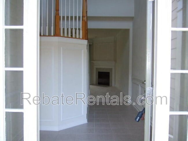 Building Photo - 11177 Castlemain Cir W