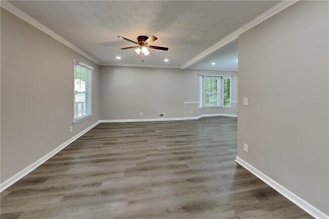 Foto del edificio - 798 Brownlee Ln