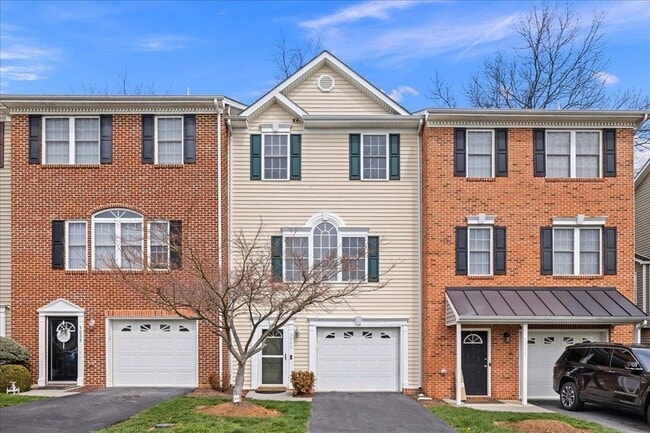 Photo - 3043 Diamond Spring Ln Townhome