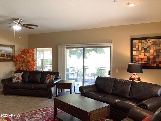 Foto del edificio - 16801 N 94th St