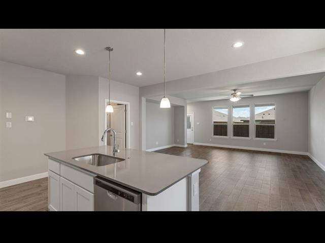 Building Photo - 2320 Monoceros Dr