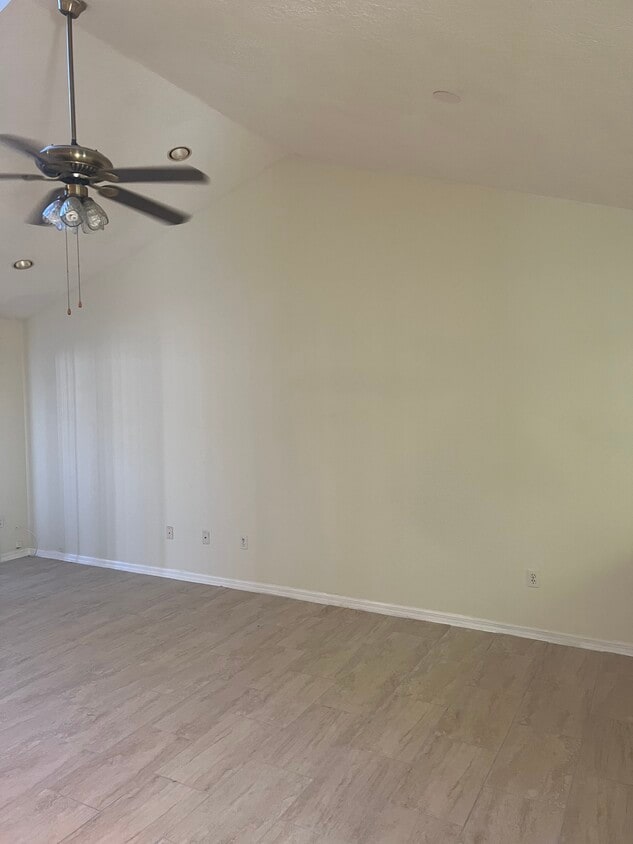 Living room - 7869 NE 20th Ct