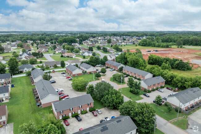 Aerial Photo - 124-125 Coyote Ct