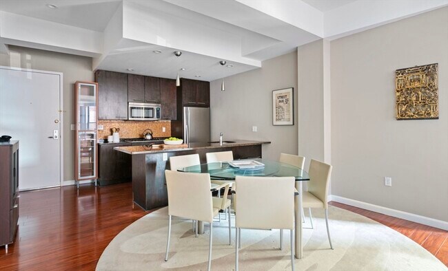 Foto del edificio - 35 Fay St