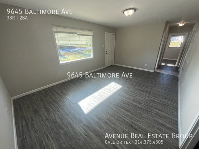 Foto del edificio - Charming 3-Bedroom Home on Baltimore Ave w...