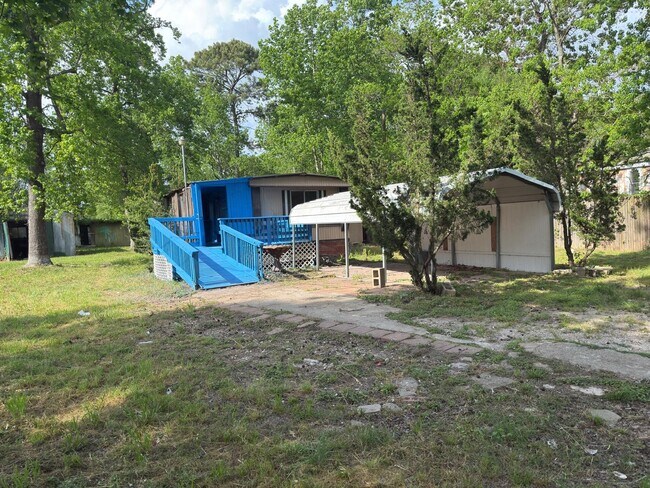 Foto del edificio - 109 Birchwood Dr
