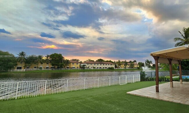 Foto del edificio - 5016 SW 134th Ave