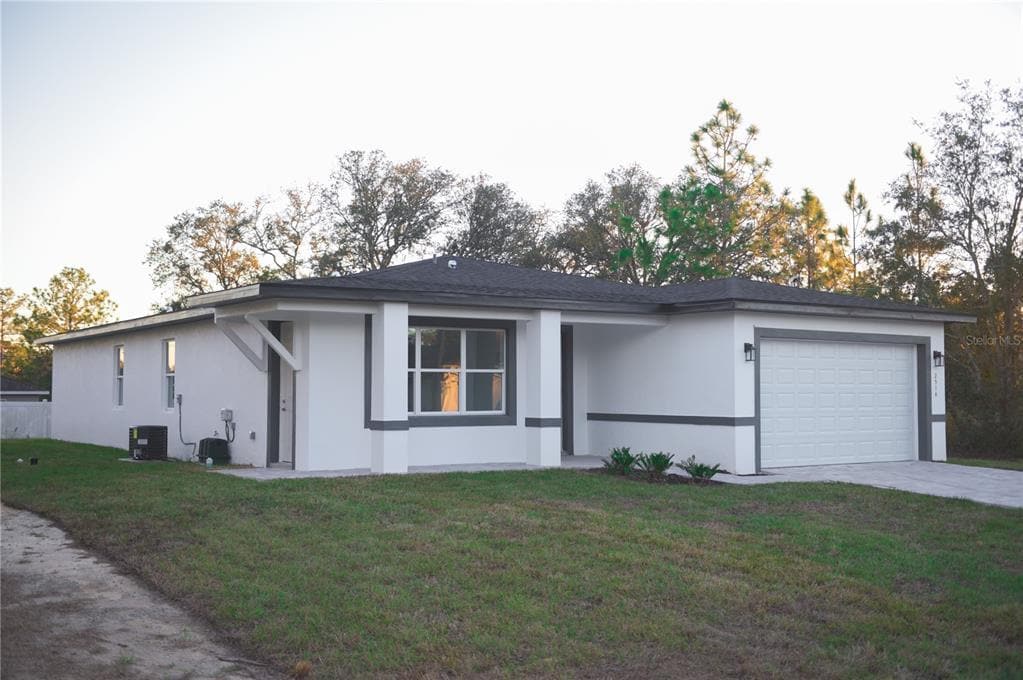 Primary Photo - 10034 N Darwin Way
