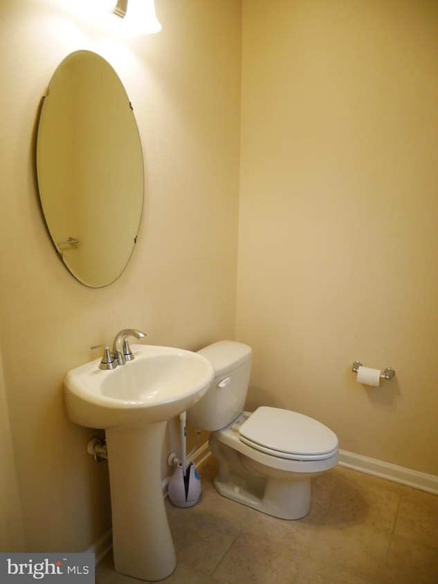 Primary Photo - 9368 Esplanade Ct