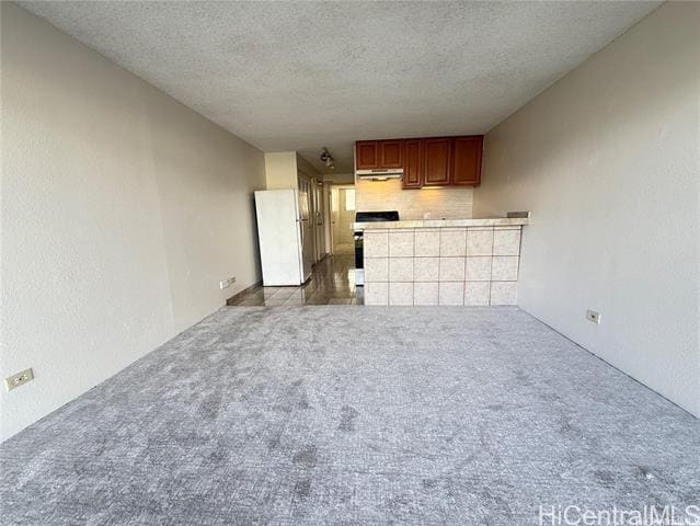 Building Photo - 2211 Ala Wai Blvd