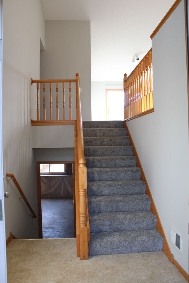 Foto del edificio - Charming 2 Bed 2 Bath Twin Home