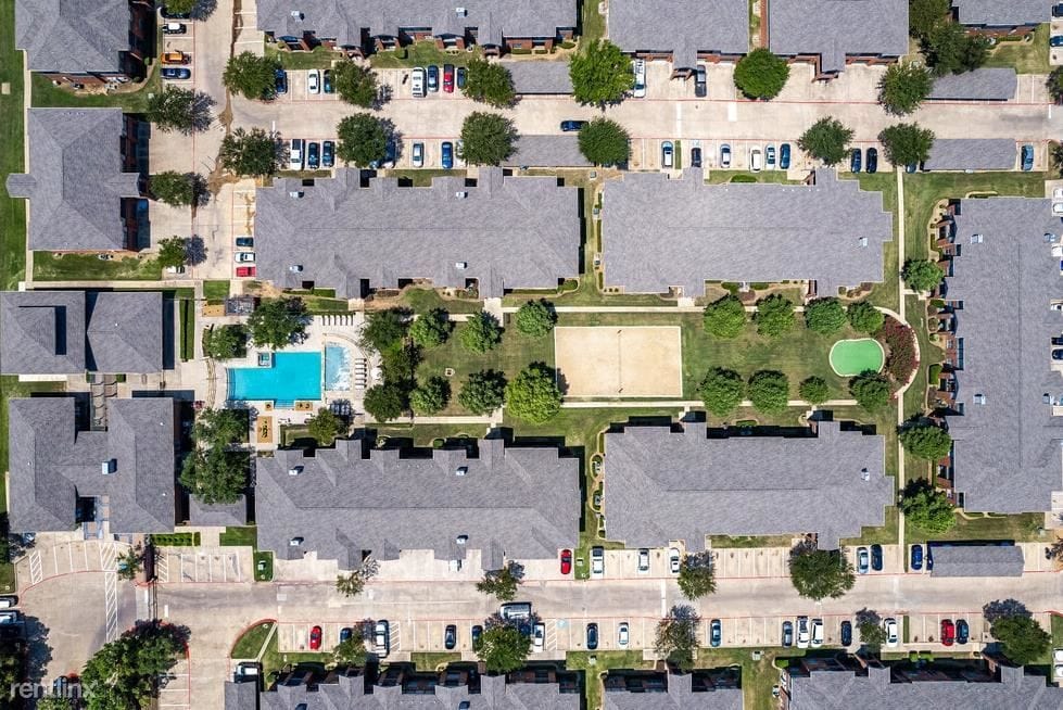 3150 S Garrison Rd, Corinth, TX 76210 Condo for Rent in Corinth, TX