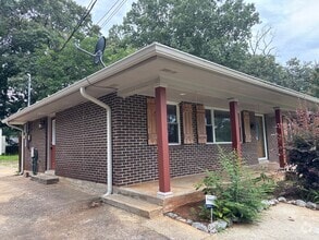 Building Photo - 718 Joryne Dr
