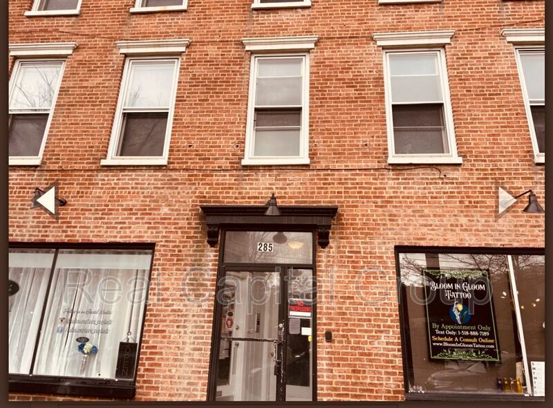 Foto principal - 285 Washington Ave