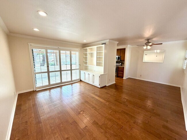 Building Photo - Charming Claremont Condo in a Peaceful Community