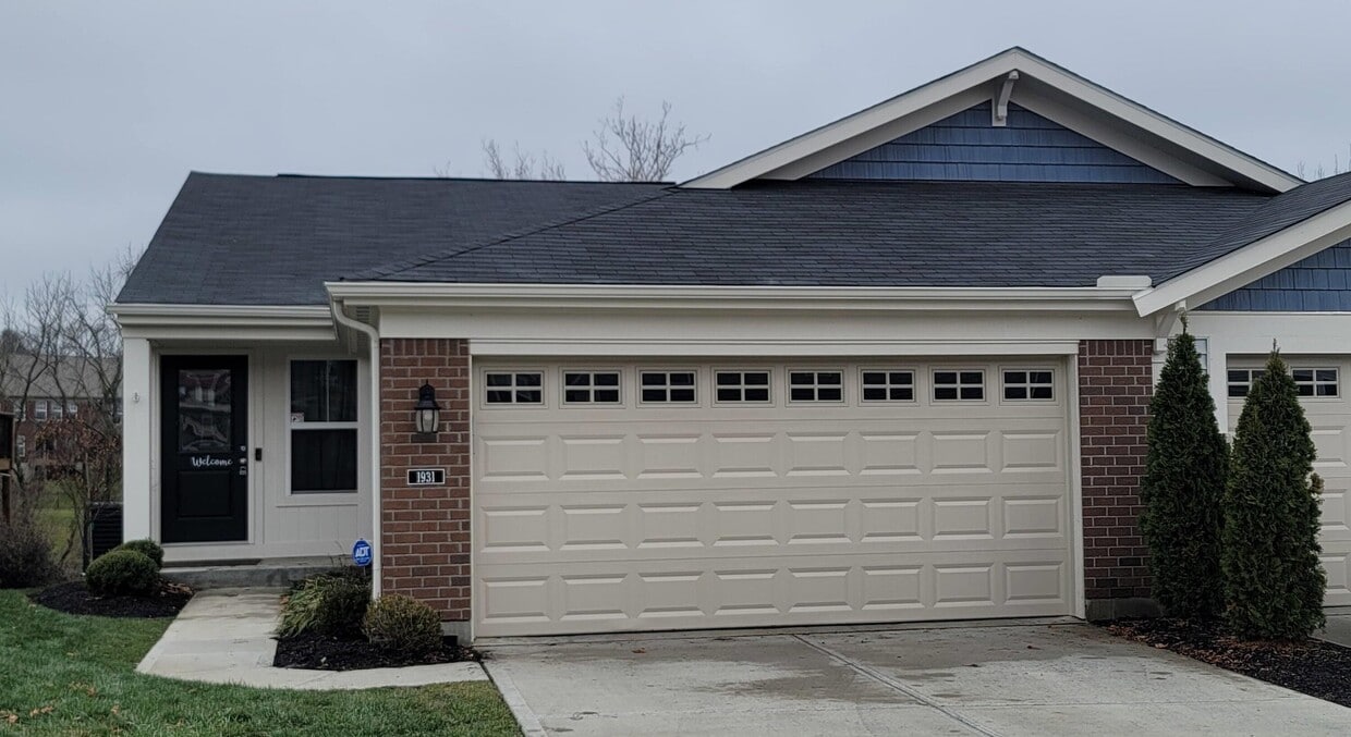 1931 Sunning Dale Dr, Florence, KY 41042 House Rental in Florence, KY