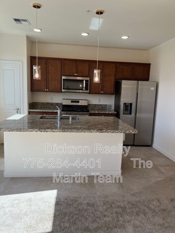 Foto del edificio - 4802 Black Falcon Way