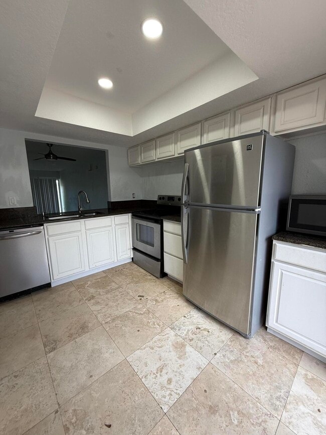 Building Photo - 9640 Oakburst Ln