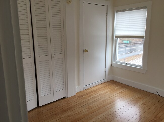 Living Room - 53 Woburn St