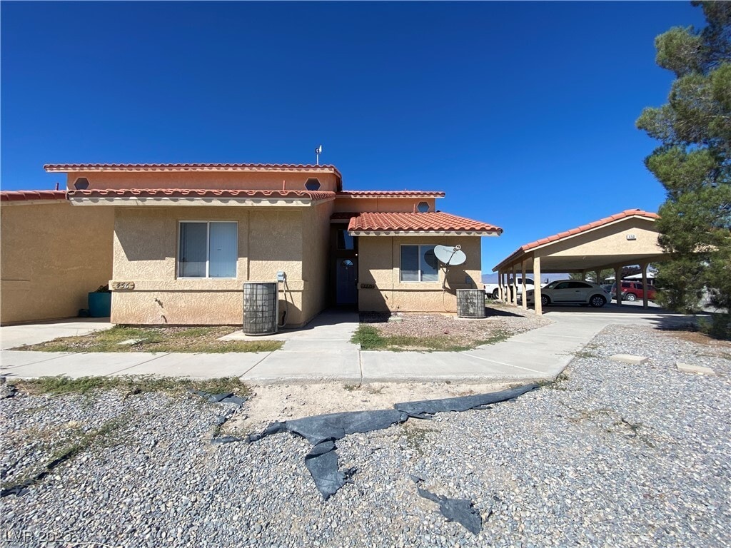 460 Comstock Ave, Pahrump, NV 89048 Room for Rent in Pahrump, NV