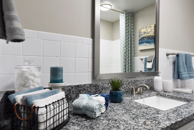 Building Photo - Everly at Meridian Hills