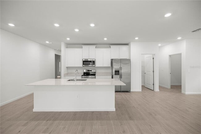 Building Photo - 6587 SW 89th Loop