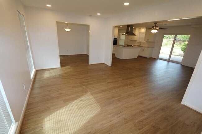Foto del edificio - 5414 Spellman Rd