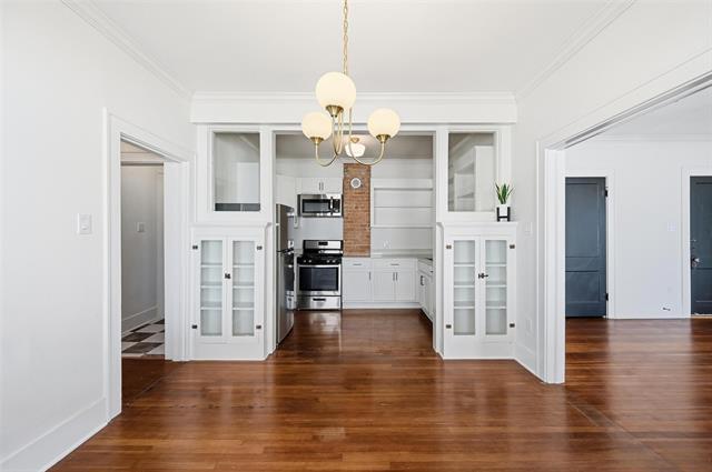 Building Photo - 702 N Bishop Ave