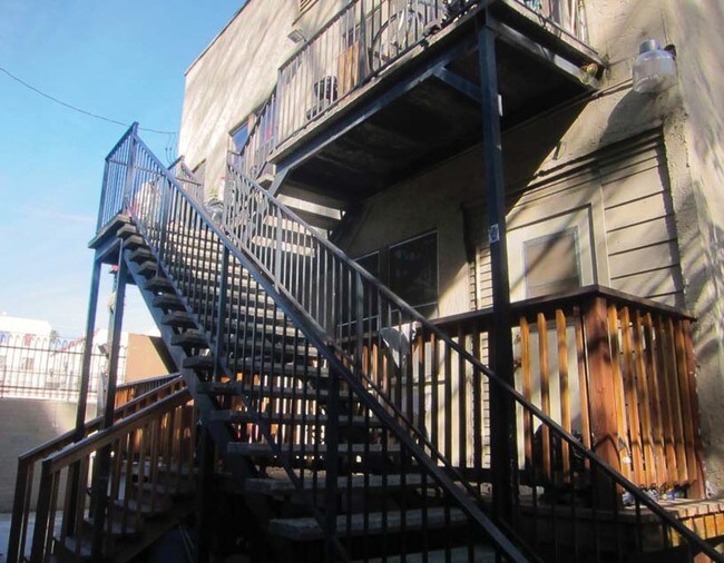 Building Photo - Regal Lofts