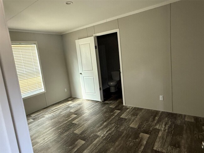 Foto del edificio - 2430 County Rd 318