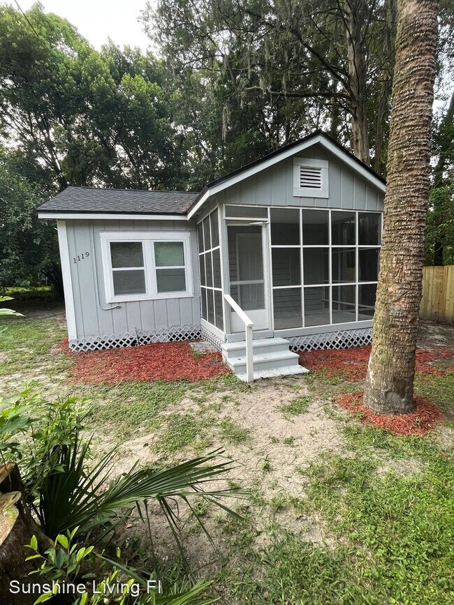 Foto del edificio - 3 br, 2 bath House - 1119 Kenmore Street