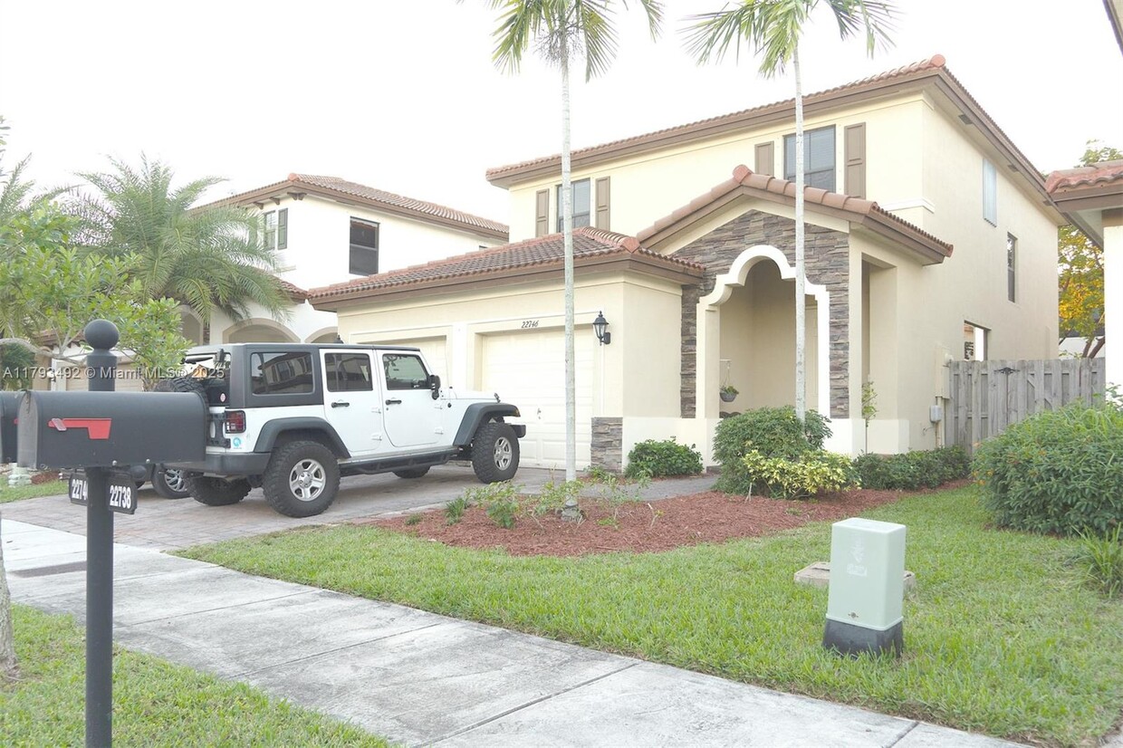 Foto principal - 22746 SW 92nd Pl
