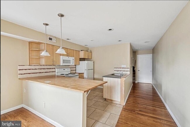 Photo - 1503 N 17th St Apartment