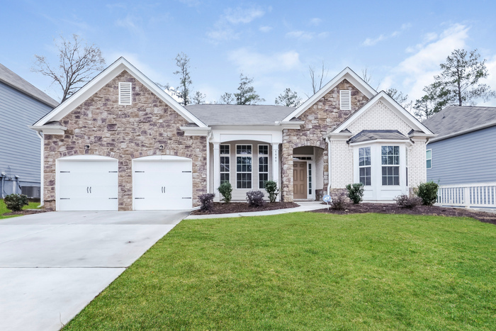 Primary Photo - Stunning 3-Bedroom Home with Sunroom