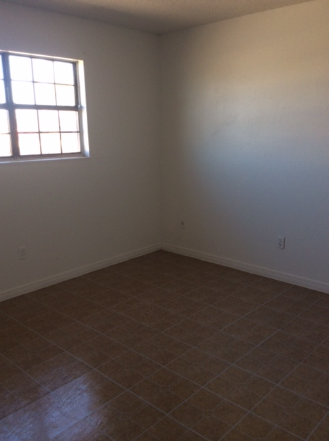 1309 S Maddox Ave, Dumas, TX 79029 - Room for Rent in Dumas, TX ...