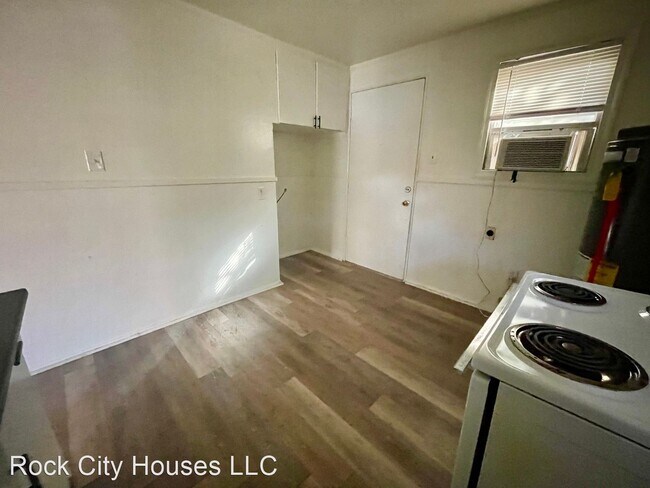 Foto del edificio - 2 br, 1 bath House - 1124 Crest Rd