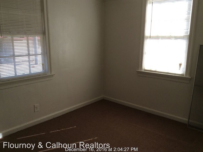 Foto del edificio - 3 br, 1 bath House - 2944 Pecan Street