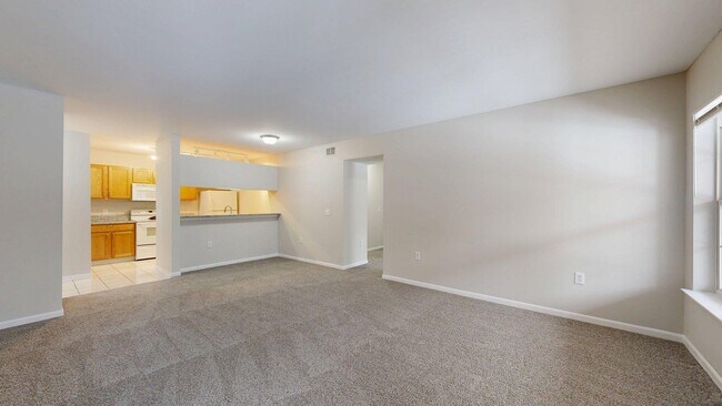 Foto del edificio - 2740 S Knightsbridge Cir