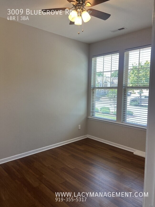 Building Photo - 3009 Bluegrove Rd