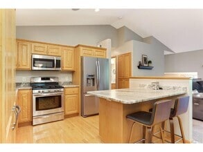 Building Photo - 10483 6th St NE