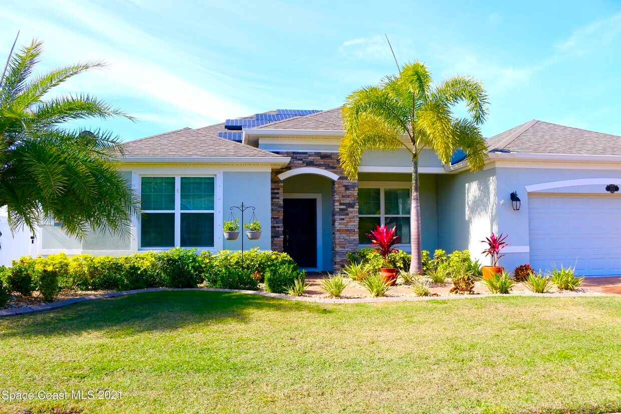 Foto principal - 5115 Hebron Dr