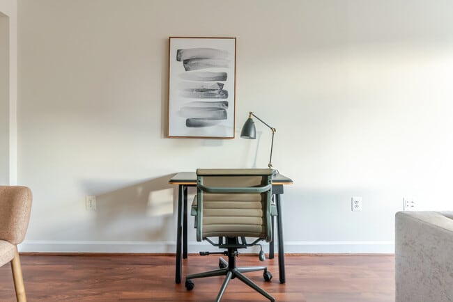 Foto del edificio - 3900 Fairfax Dr