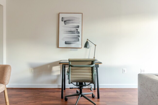 Foto del edificio - 3900 Fairfax Dr