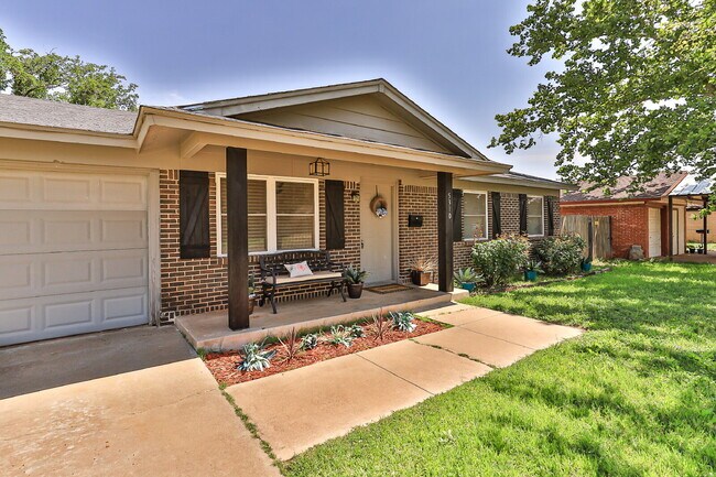 Foto del edificio - Sharp 3 Bedroom in LISD