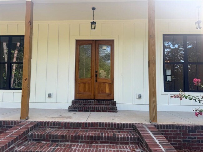 Building Photo - 1601 Old Lost Mountain Rd